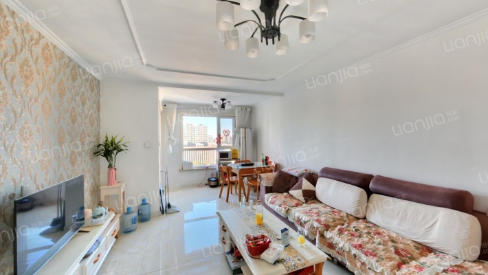 名流一品 2室2厅 南 北-客厅