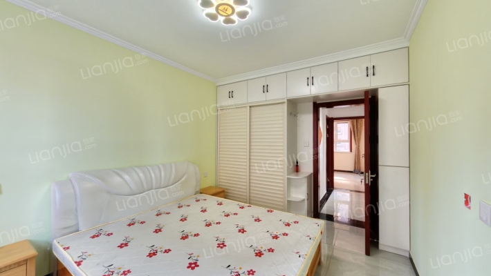 牛津花园 南北三居室 自住装修 带地下室-卧室A