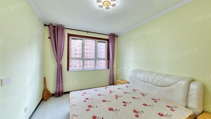 牛津花园 南北三居室 自住装修 带地下室-卧室A