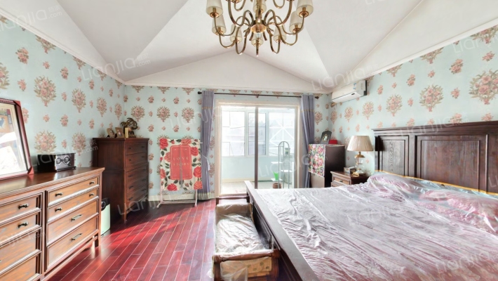 急售琉璃湖精致装修大独栋别墅，500平院子，价格美丽-卧室A