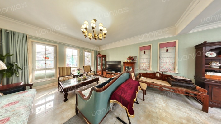 急售琉璃湖精致装修大独栋别墅，500平院子，价格美丽-客厅A