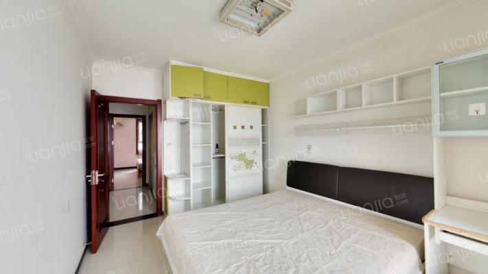 德信公园北侧 可俯瞰公园 精装两居 南北通透-卧室A