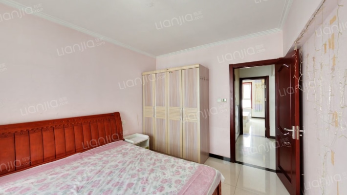 德信公园北侧 可俯瞰公园 精装两居 南北通透-卧室B