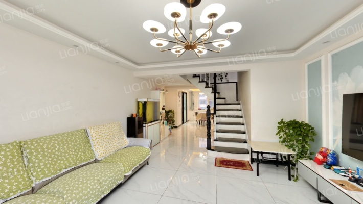 钢混结构 南北通透板楼 中间楼层 视野开阔 距高铁站近-客厅A