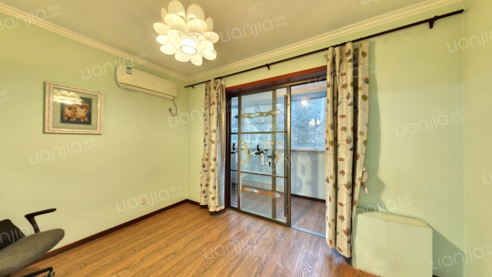 市区冠云路精装双拼别墅，拎包入住，带南向大院子。-卧室C