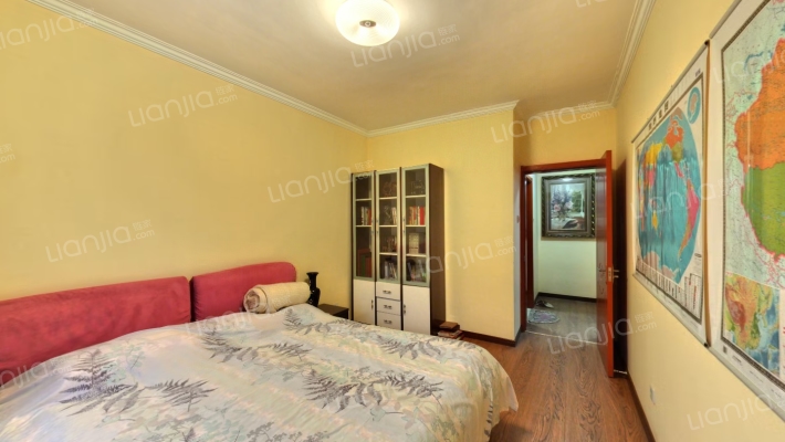 市区冠云路精装双拼别墅，拎包入住，带南向大院子。-卧室B