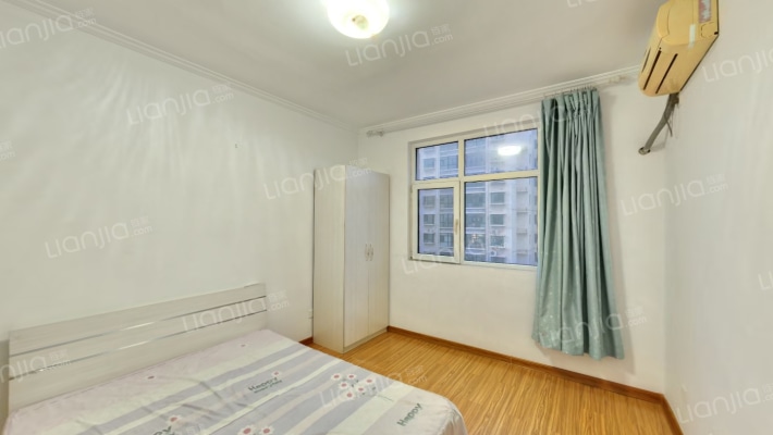 房子是满二，没有抵押，没有尾款，楼层好，采光好，-卧室B