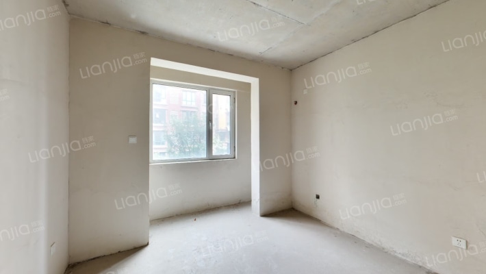 香邑溪谷一期洋房 南北三居室 采光无遮挡 视野好-卧室A