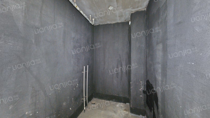 本房子在德信公园北侧 东北户型两居室-卫生间