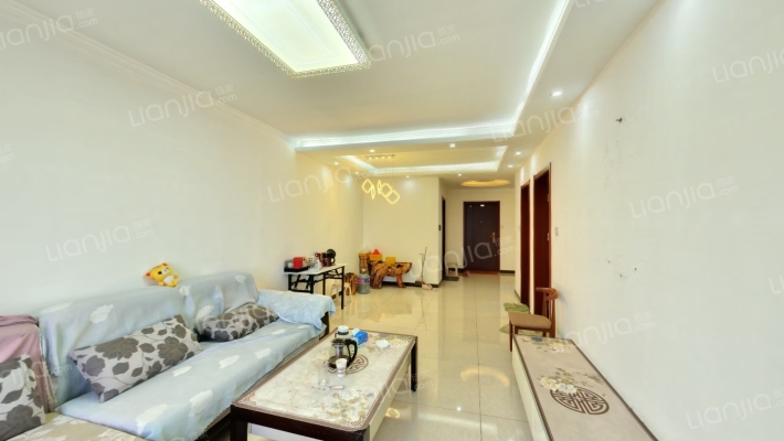 高铁新干线 3室1厅 南-客厅