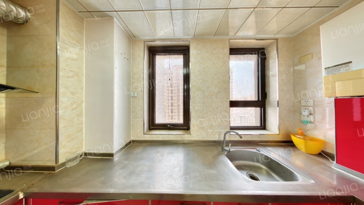 理想湾F户型 南北通透三居室 楼距大 采光足-厨房