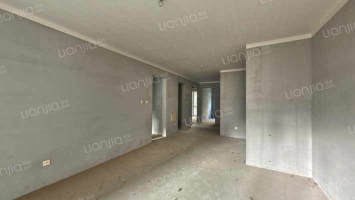 央企社区 人车分流 低密度 洋房一梯两户南北通透-客厅