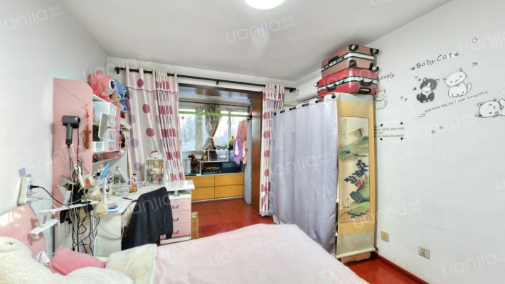 位于冠云中路  七十年大产权 南北通透-卧室A