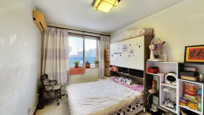 位于冠云中路  七十年大产权 南北通透-卧室C