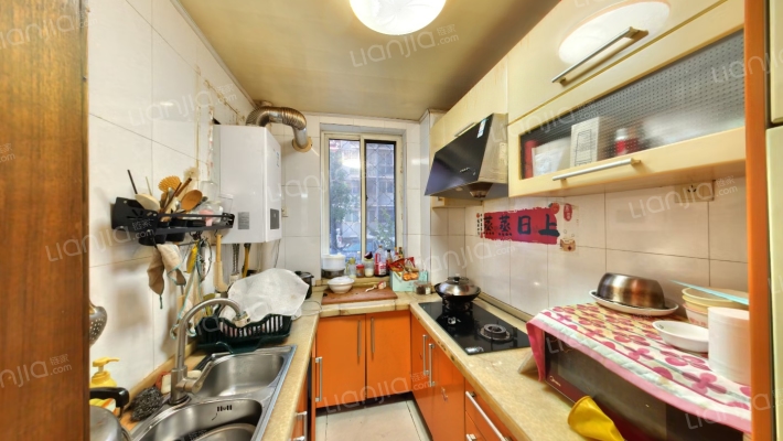 位于冠云中路  七十年大产权 南北通透-厨房