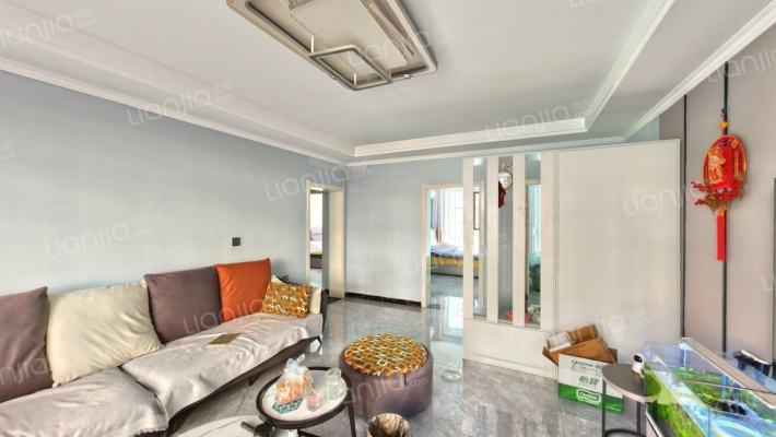 范阳路开发区槐林新村全南三居出售精装修未住-客厅