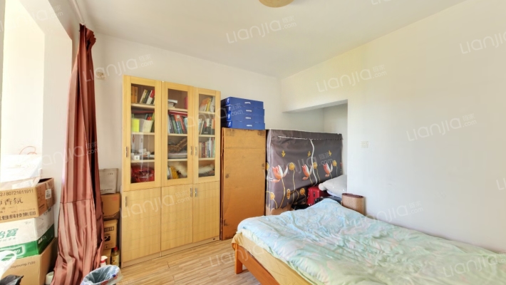 钻石商圈品质两居，好物业低楼层-卧室A