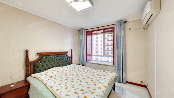 本房子在德信公园北侧 精装修所见即所得-卧室A