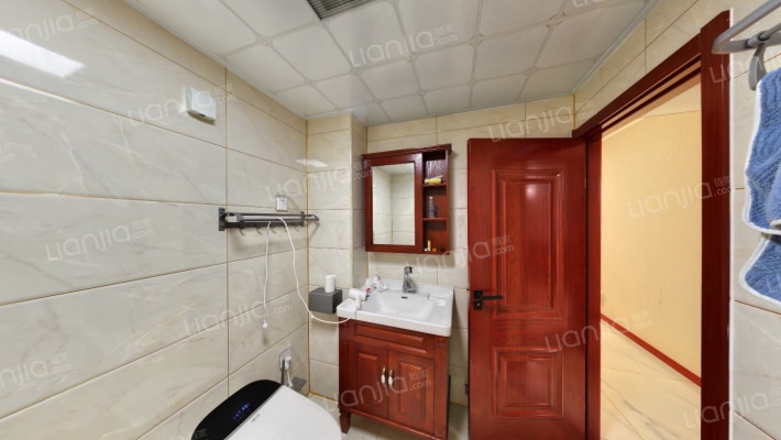 本房子在德信公园北侧 精装修所见即所得-卫生间A