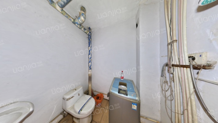 惠友康庭 2室1厅 南-卫生间