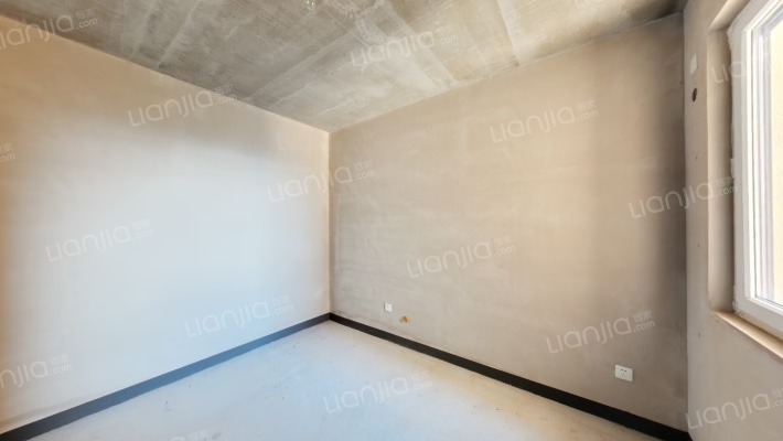 一线河景美宅，标准现房，即买即住-卧室A