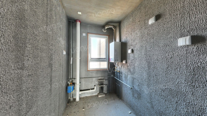 一线河景美宅，标准现房，即买即住-厨房