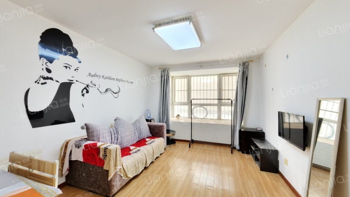 范阳路 正规一室一厅 拎包入住-客厅