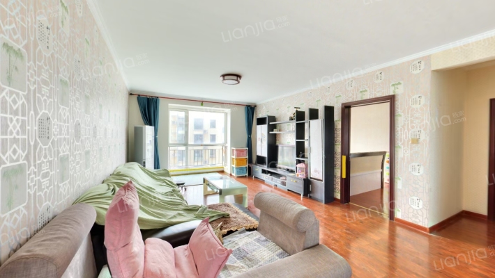 尊邸，南北通透格局，三阳开泰，精装修，拎包入住-客厅