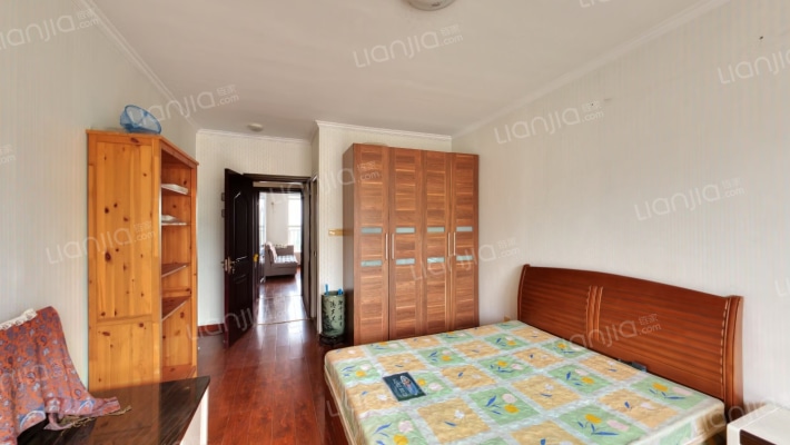 尊邸，南北通透格局，三阳开泰，精装修，拎包入住-卧室B