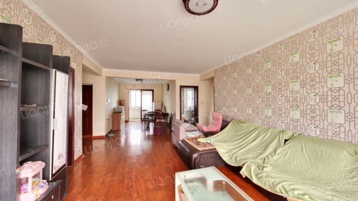 尊邸，南北通透格局，三阳开泰，精装修，拎包入住-客厅