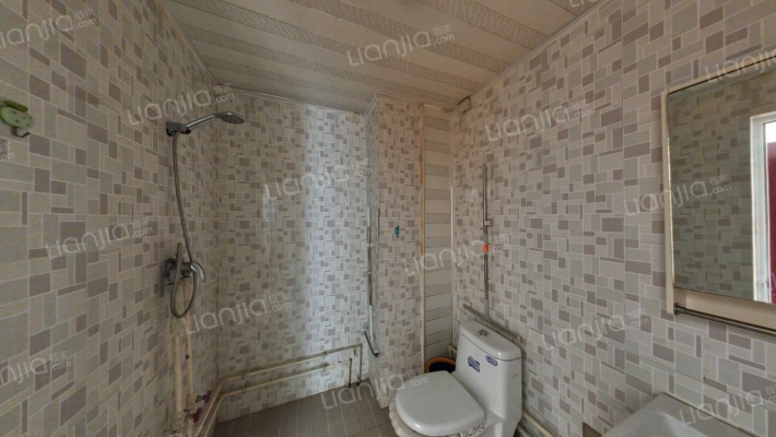 尊邸，南北通透格局，三阳开泰，精装修，拎包入住-卫生间B