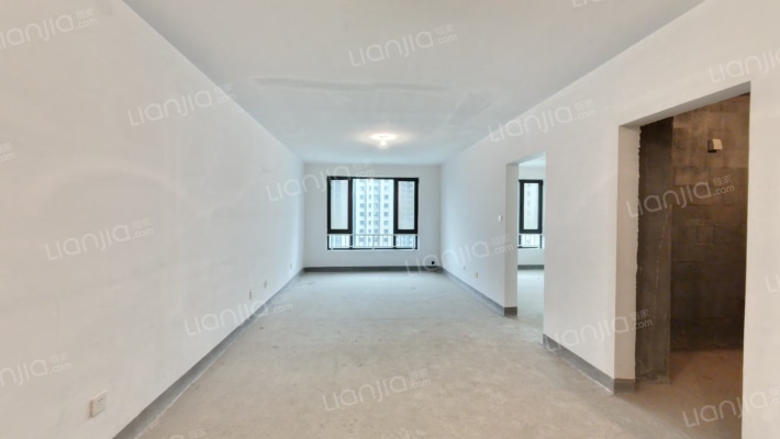 高铁板块，通勤北京，朝南大两居，无遮挡，满五唯一-客厅