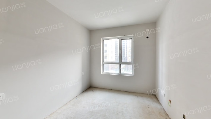 小区内有幼儿园，环境绿化好，一梯三户，可更名-卧室A