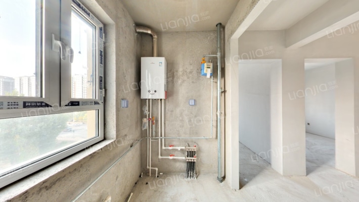 小区内有幼儿园，环境绿化好，一梯三户，可更名-厨房