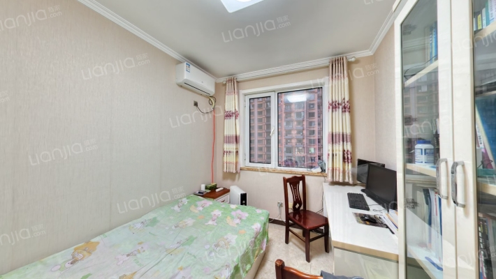 南北通透三居，中高楼层，采光无遮挡-卧室A