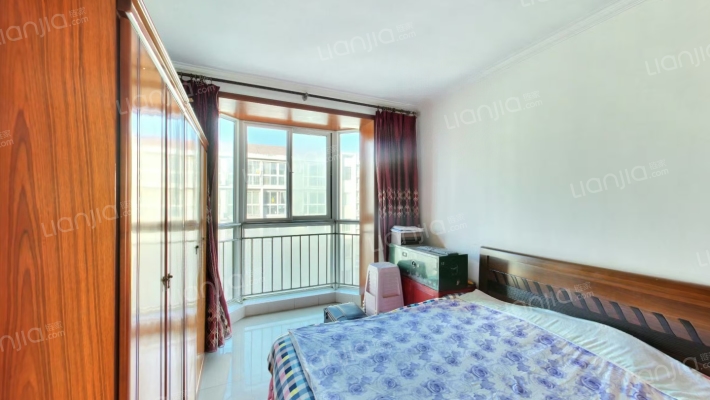 南北通透大三局，采光无遮挡，视野开阔-卧室B