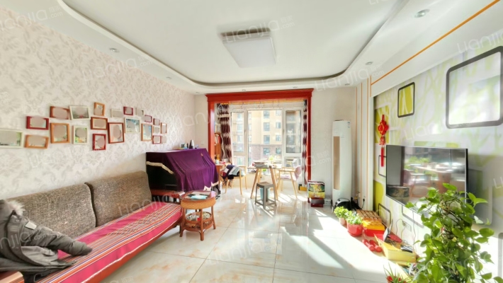 香邑溪谷精装自住南北通透大三居房本满二无尾款-客厅