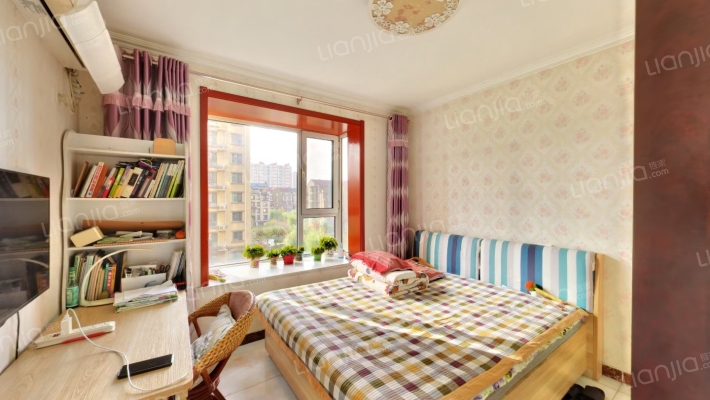 香邑溪谷精装自住南北通透大三居房本满二无尾款-卧室C