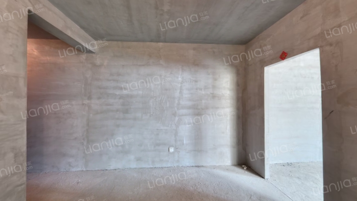 鸿盛凯旋门 1室1厅 东-客厅