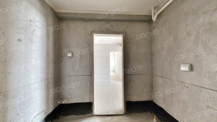 西丁双塔两居室，双阳台，中间层-卫生间