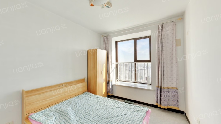 鸿坤理想湾一居室精装满二随时看房明厨明卫-卧室