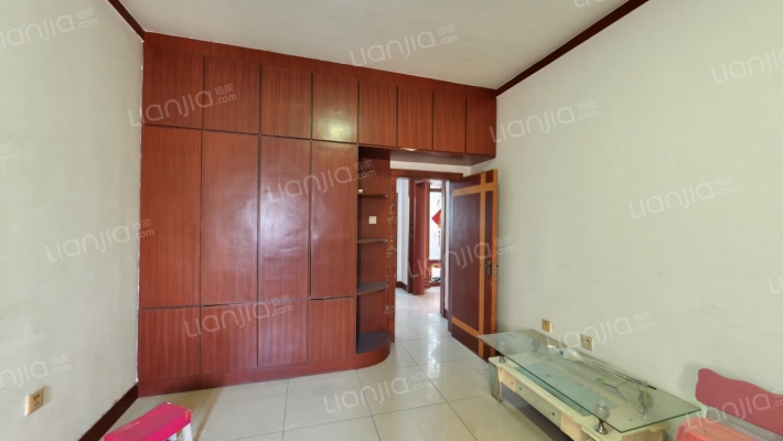 顺通小区 3室2厅 东 西-卧室C