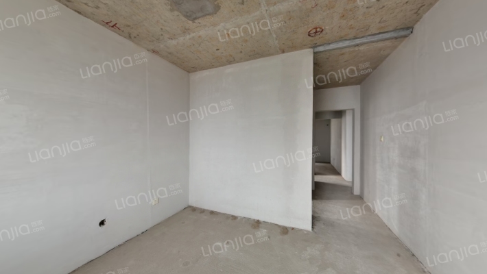 南北通透大三居 中高楼层 视野很棒 有钥匙-卧室C