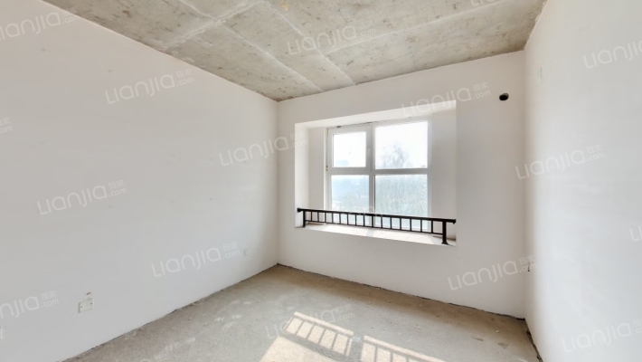 香邑溪谷南北通透四居毛坯随意装修-卧室B