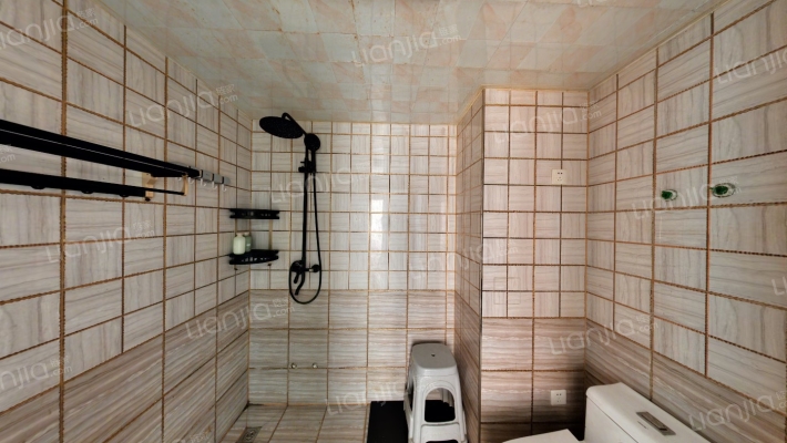 花园式社区全南两居室精装修可拎包入住-卫生间