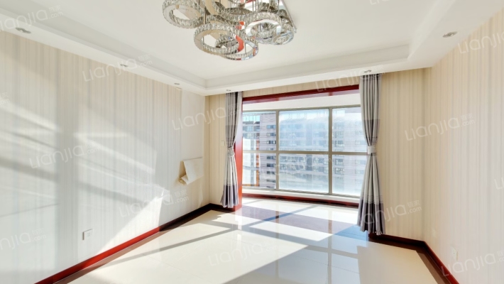 御景园精装修拎包入住两居室诚意出售，-客厅