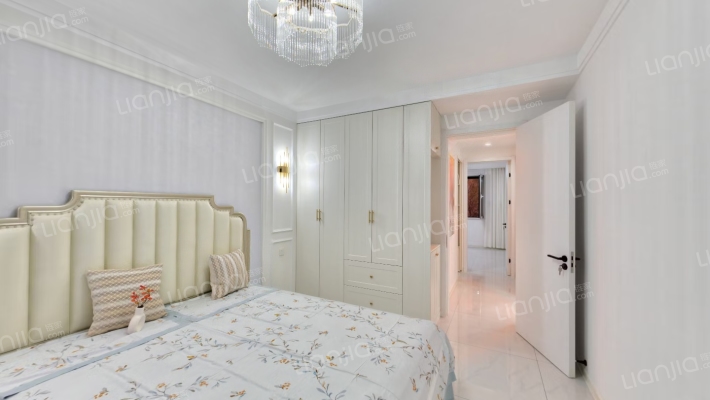 交通方便，配套齐全，采光好，无遮挡-卧室C