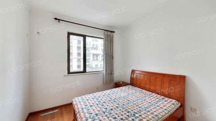 一梯两户洋房，采光好，户型方正，精装修-卧室B