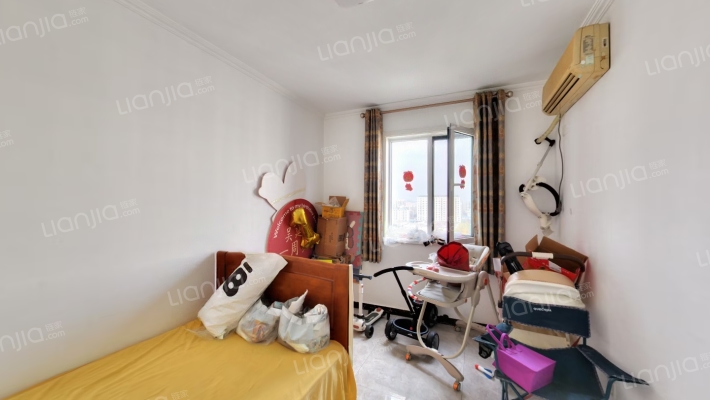 南北通透，一梯两户，采光好，楼层好-卧室A