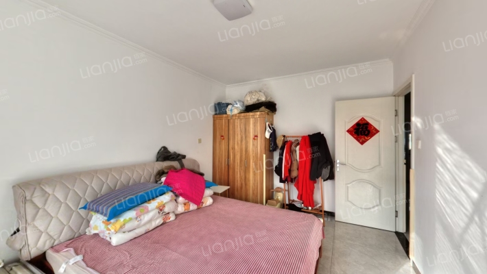 南北通透，一梯两户，采光好，楼层好-卧室B